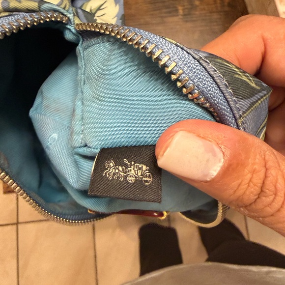 Coach small Boxy Cosmetic bag with Blue and Green Floral print - Picture 7 of 9